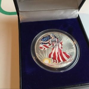 1 oz Fine Silver dollar, 1999 in case
